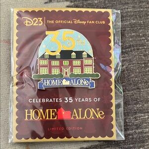 D23 limited edition home alone 35th anniversary pin. Only could get a the event